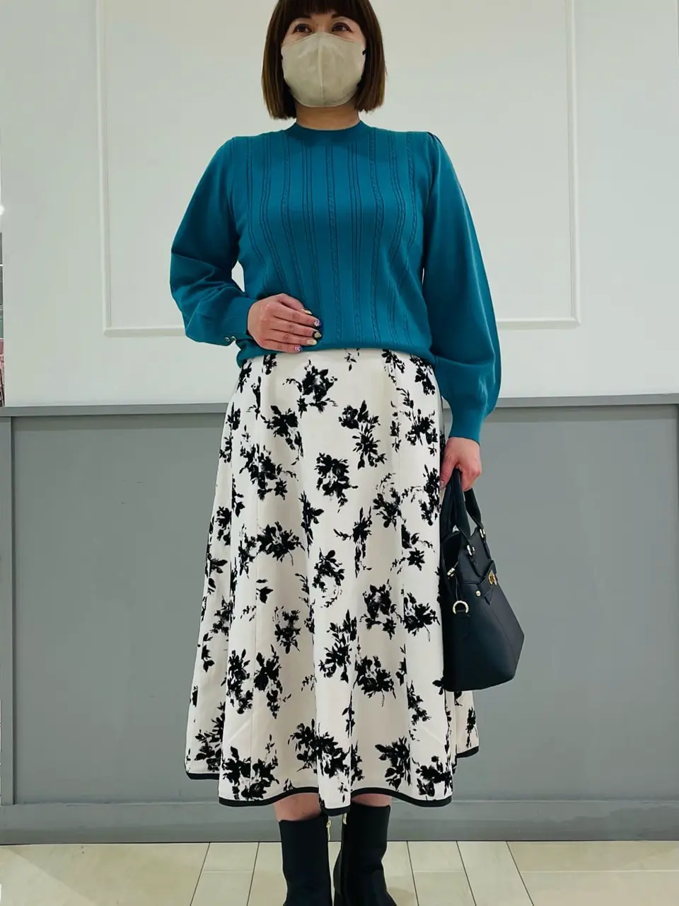 ANY SIS 堀部 コーディネート画像