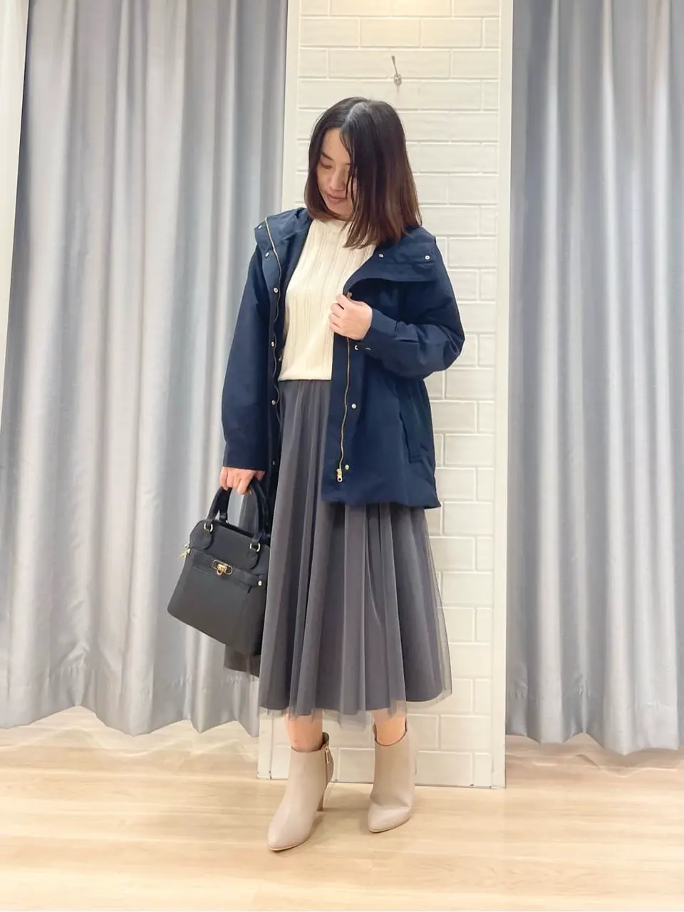 ANY SIS 丸岡 コーディネート画像