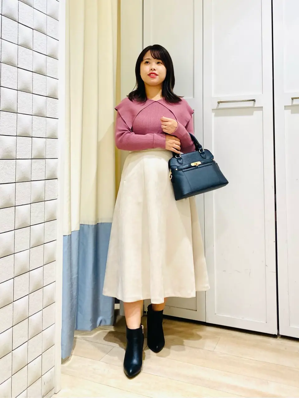 ANY SIS スタッフ コーディネート画像