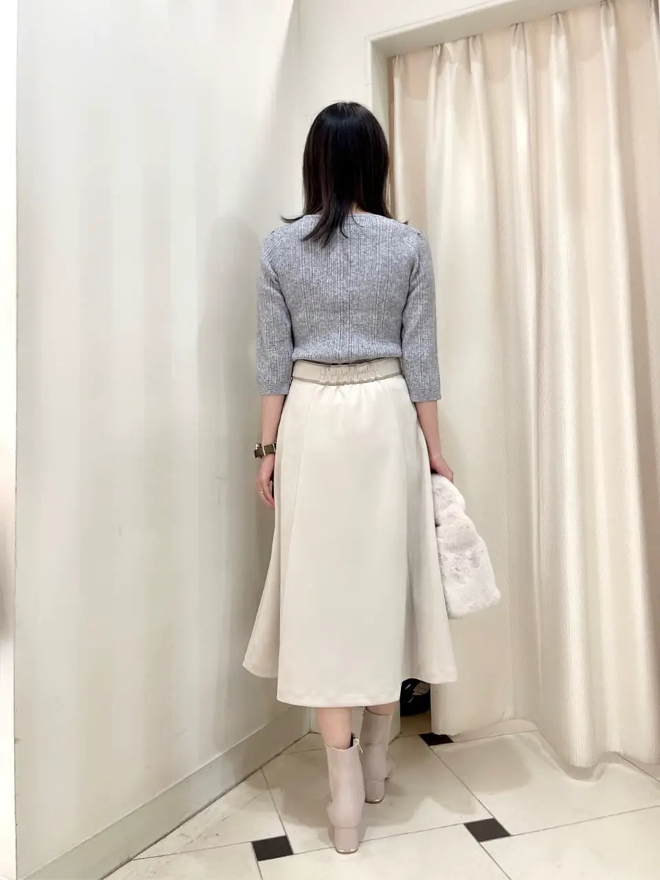 ANY SIS 金井 コーディネート画像