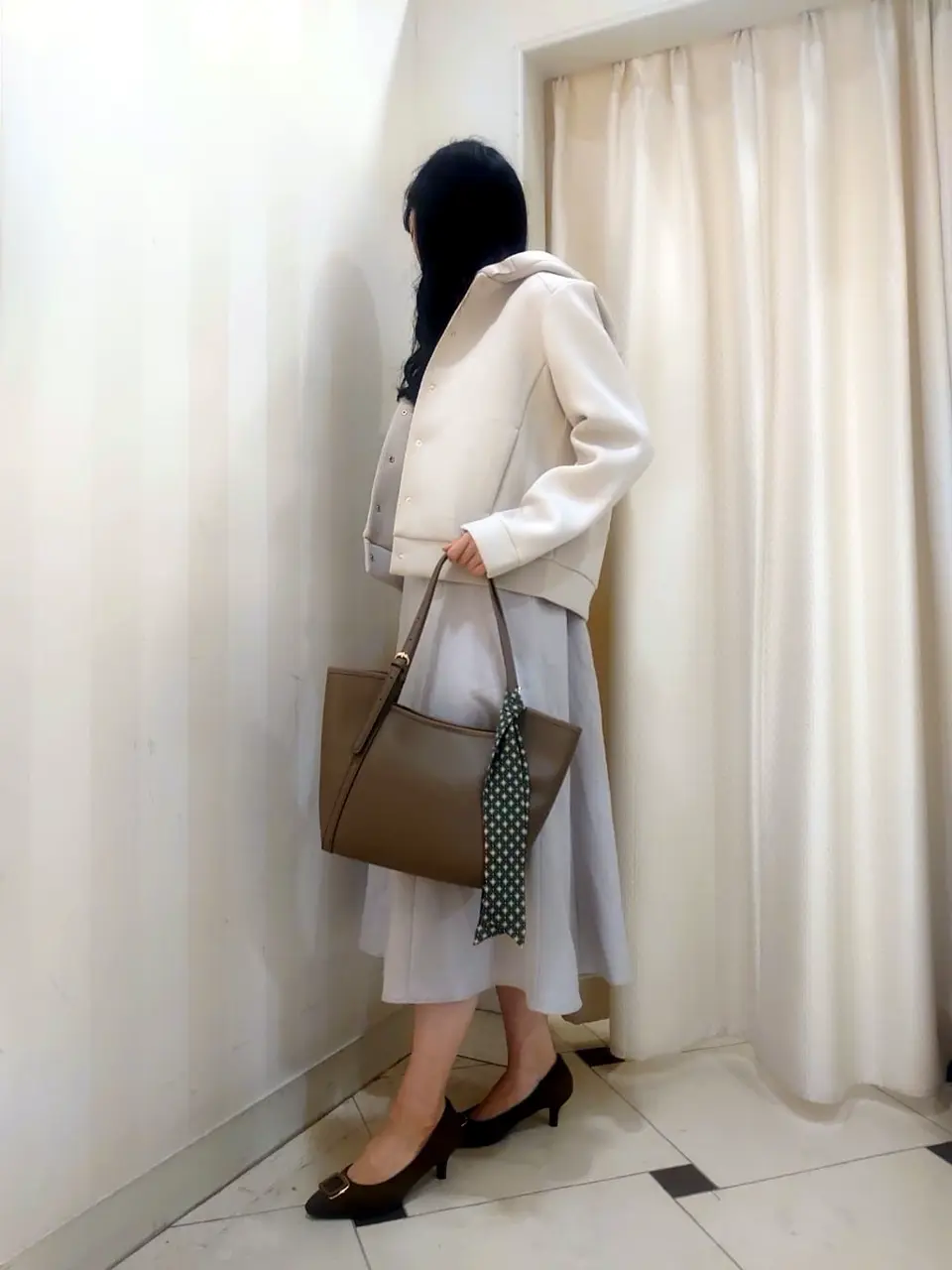 ANY SIS スタッフ コーディネート画像