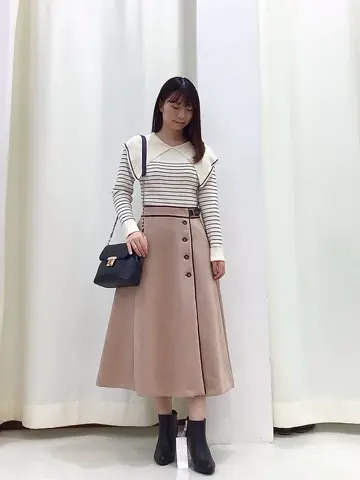 ANY SIS スタッフ コーディネート画像