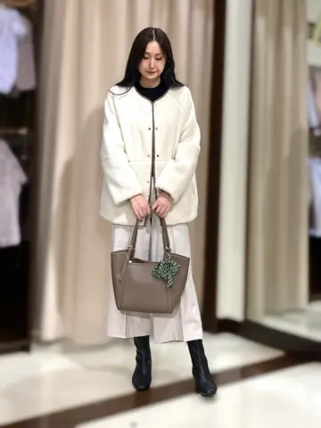 ANY SIS STAFF コーディネート画像