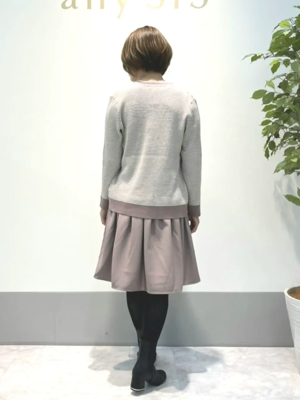 ANY SIS 岡本 コーディネート画像