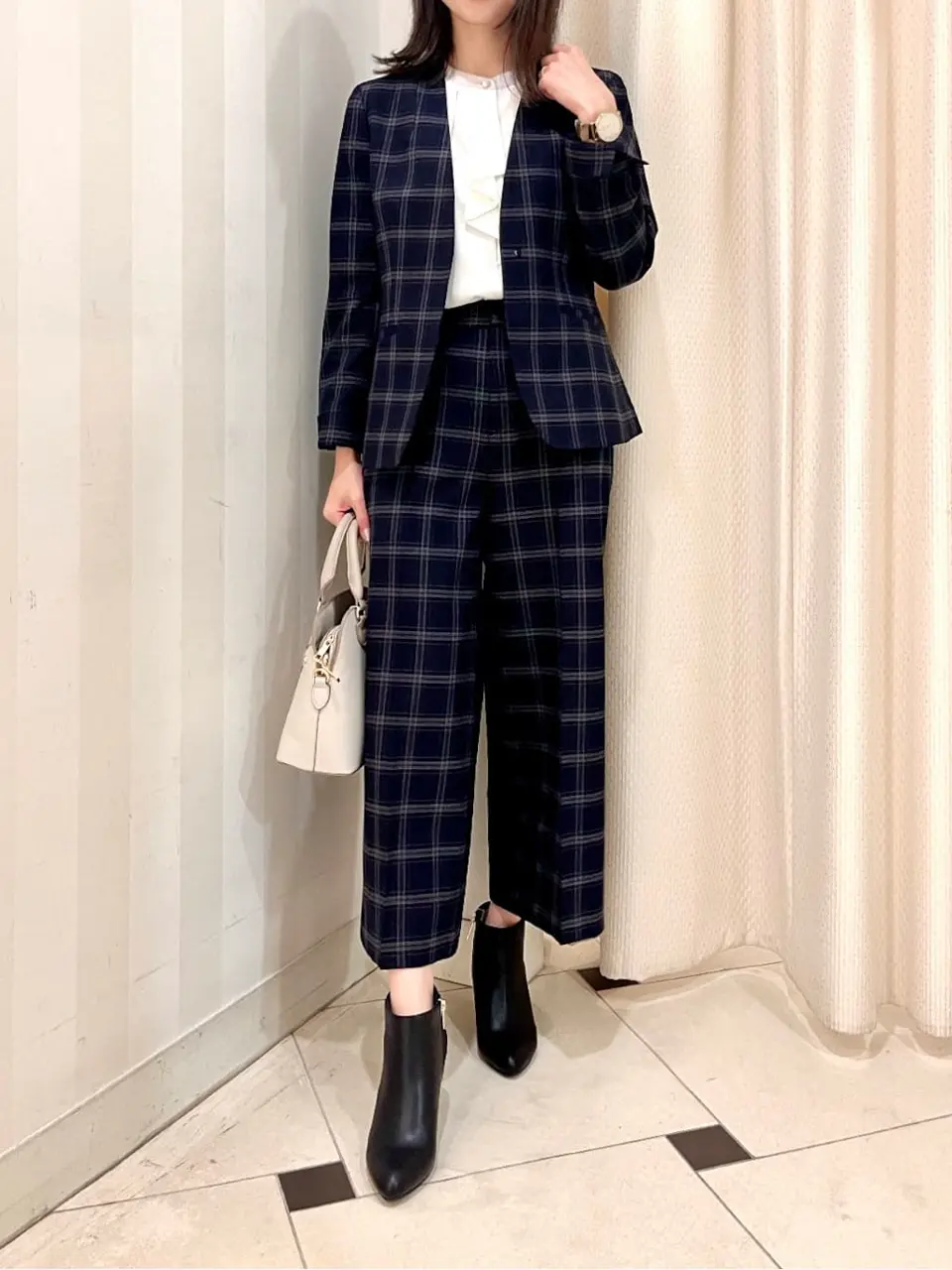 ANY SIS 金井 コーディネート画像