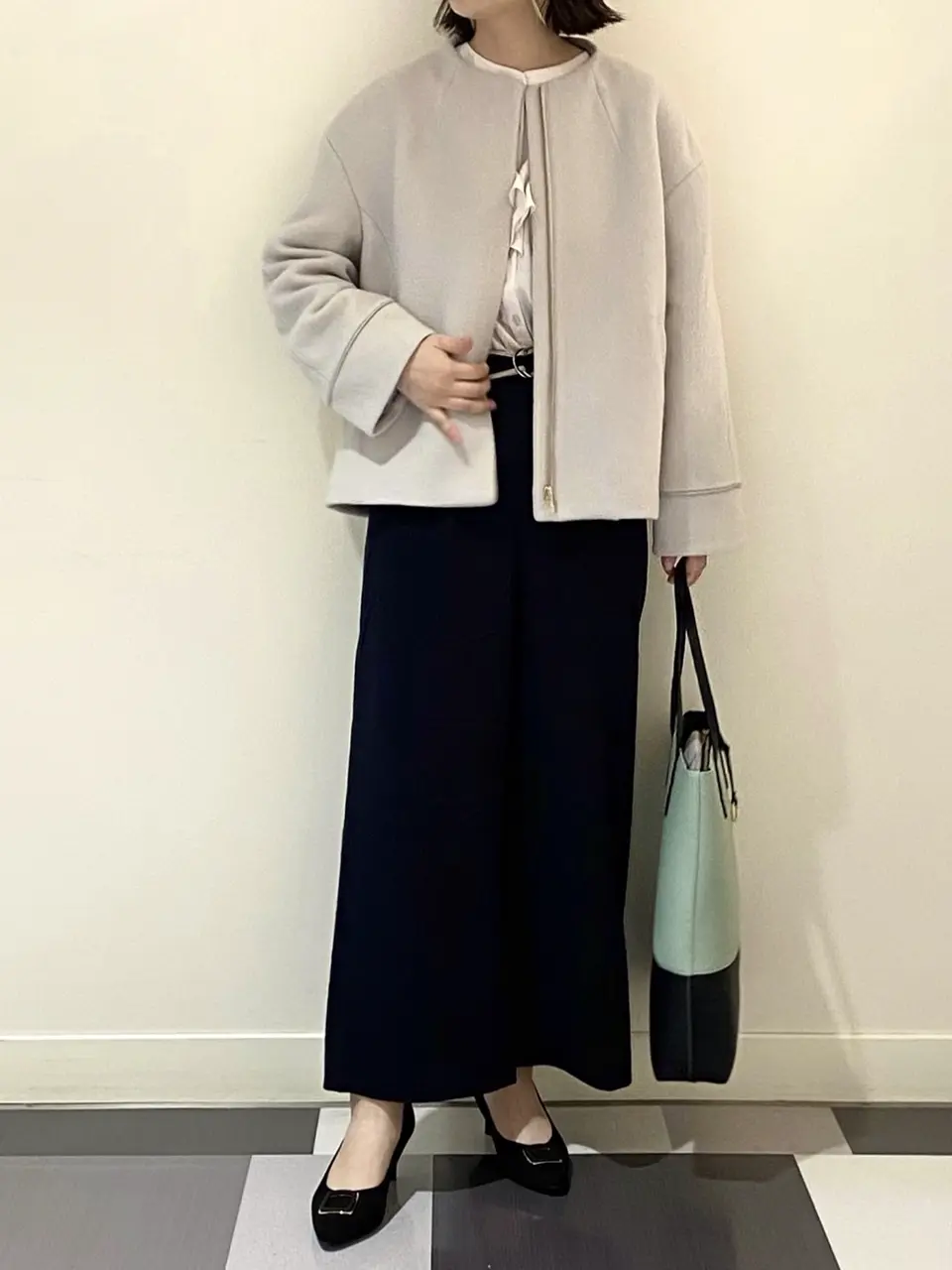 ANY SIS スタッフ コーディネート画像