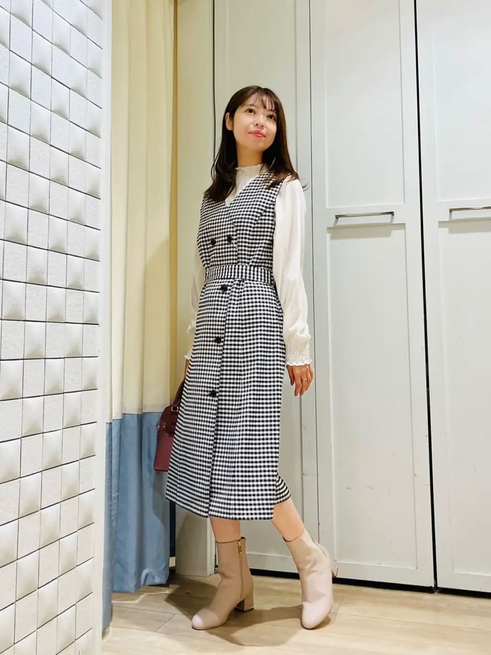 ANY SIS スタッフ コーディネート画像