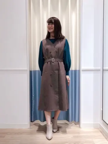 ANY SIS スタッフ コーディネート画像