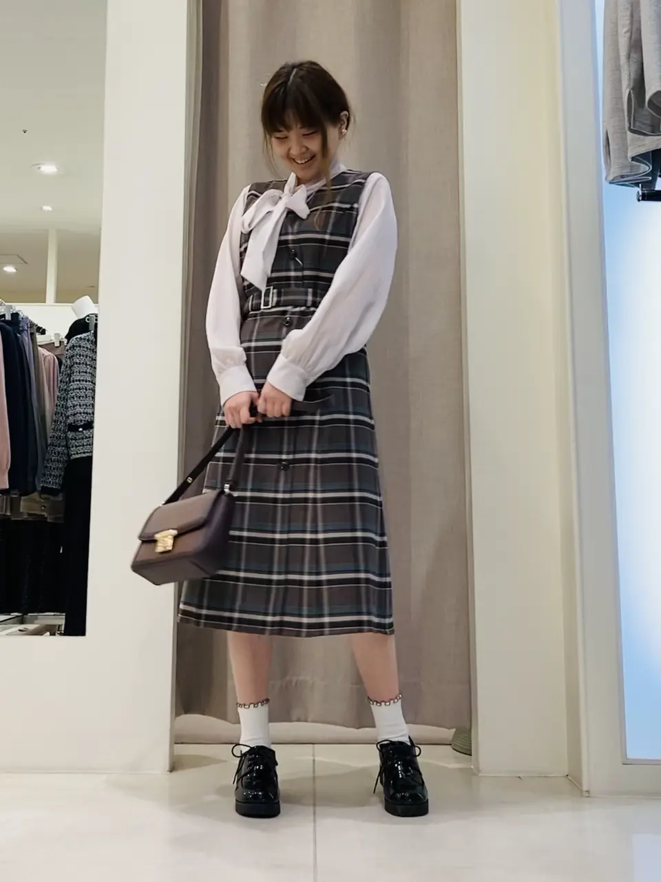 ANY SIS 川根　彩 コーディネート画像