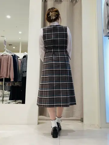 ANY SIS 川根　彩 コーディネート画像