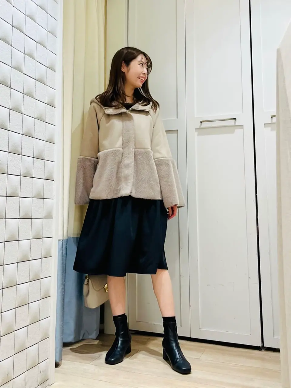 ANY SIS スタッフ コーディネート画像