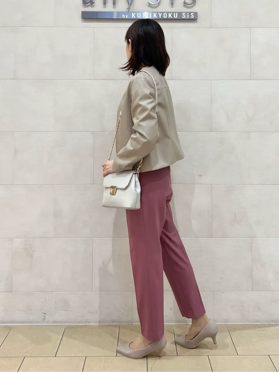 ANY SIS 髙橋 コーディネート画像