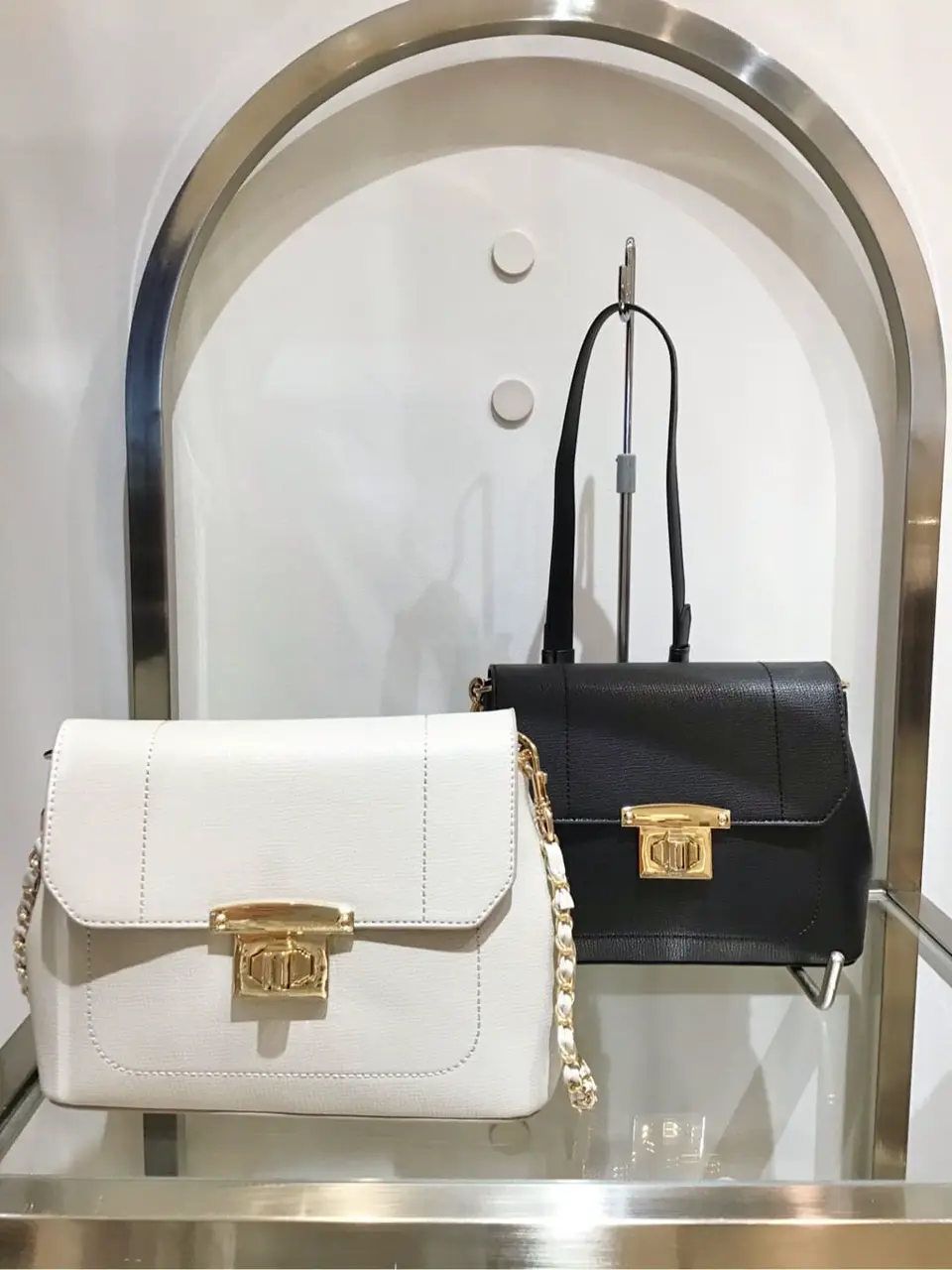 ANY SIS 髙橋 コーディネート画像