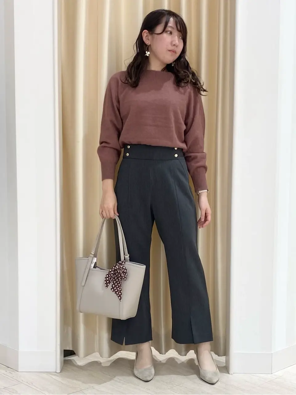 ANY SIS スタッフ コーディネート画像