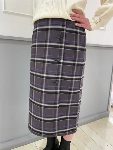 ANY SIS 堀部 コーディネート画像