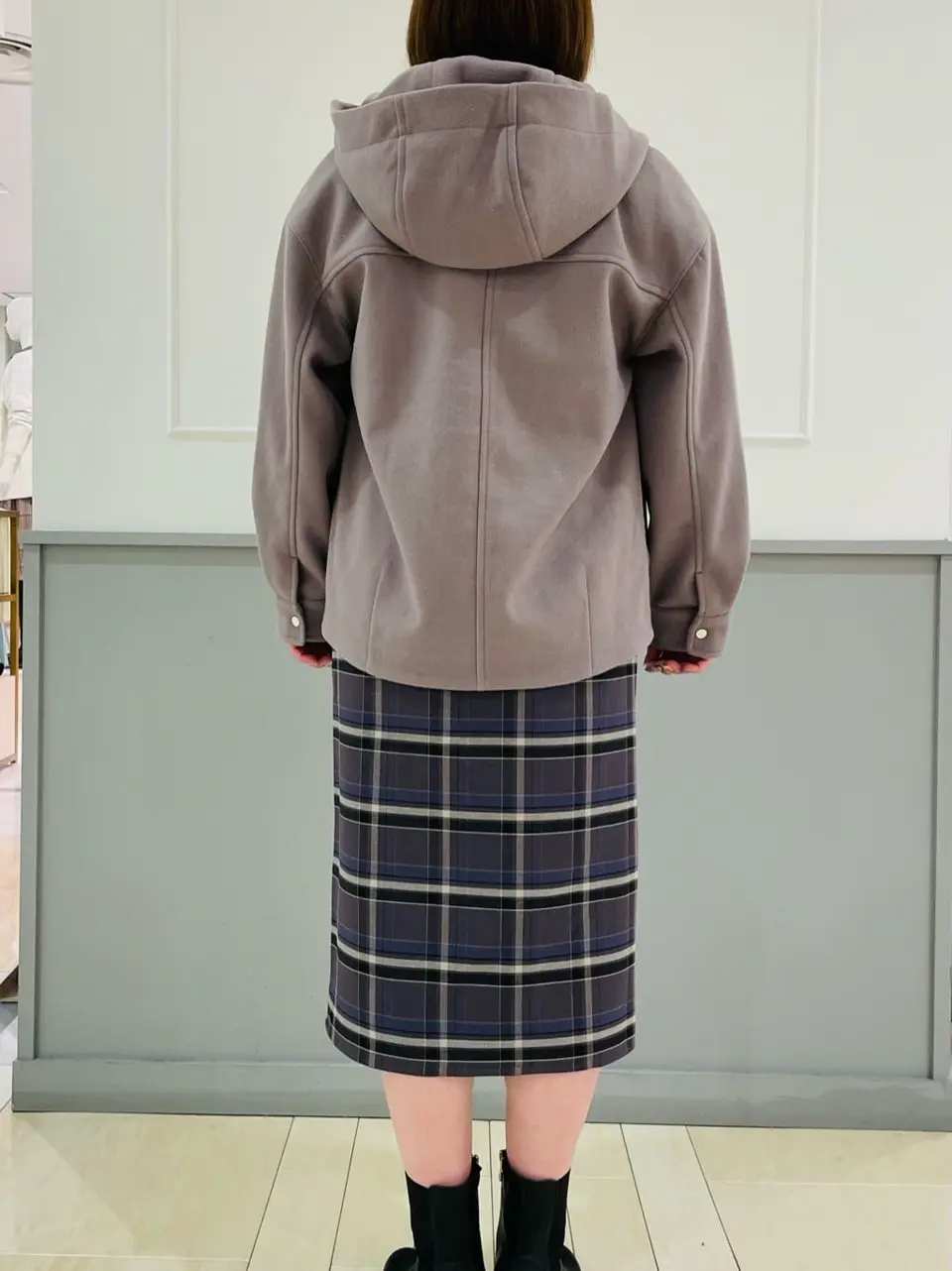 ANY SIS 堀部 コーディネート画像