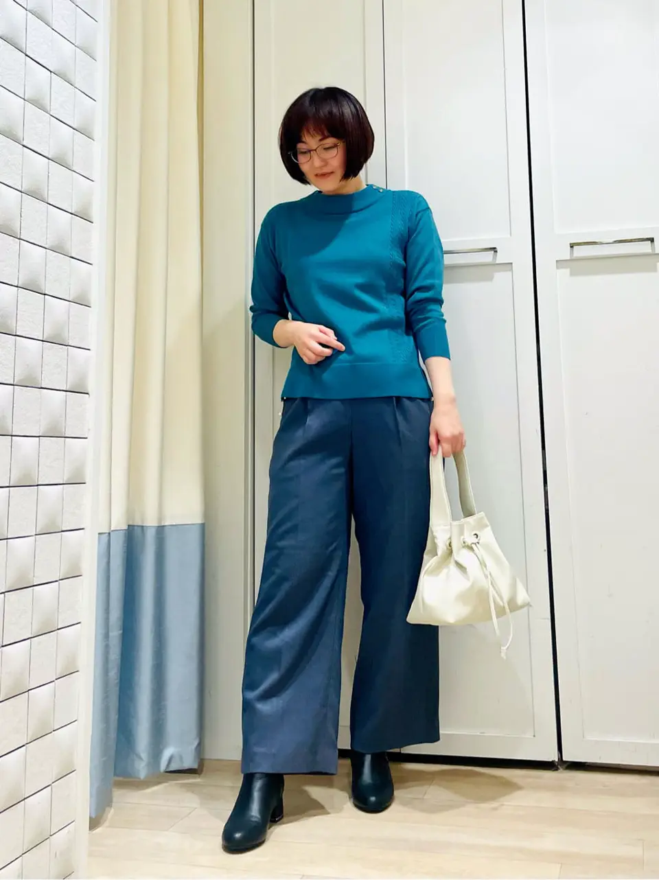 ANY SIS スタッフ コーディネート画像