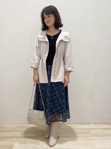 ANY SIS 西出 コーディネート画像