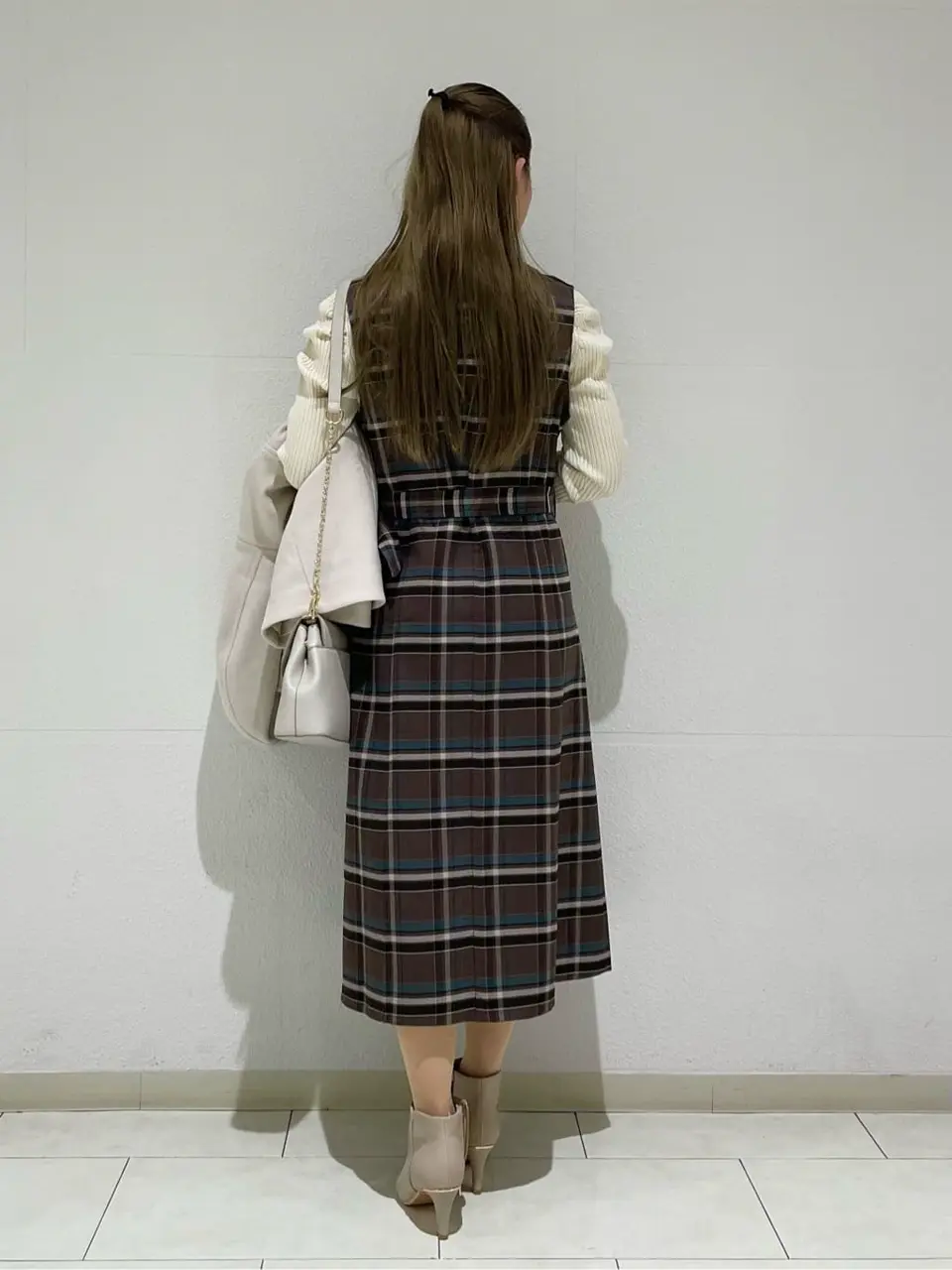 ANY SIS 土居 コーディネート画像