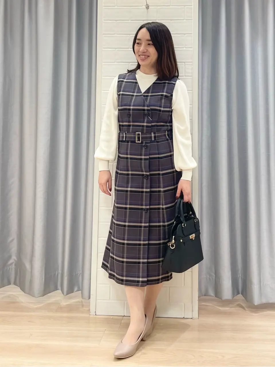 ANY SIS 丸岡 コーディネート画像