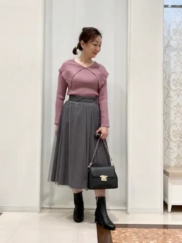 ANY SIS スタッフ コーディネート画像