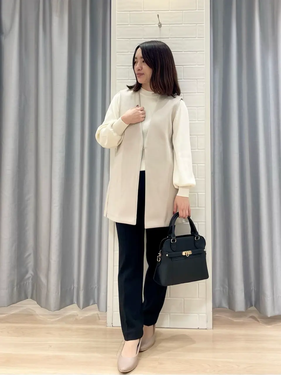 ANY SIS 丸岡 コーディネート画像