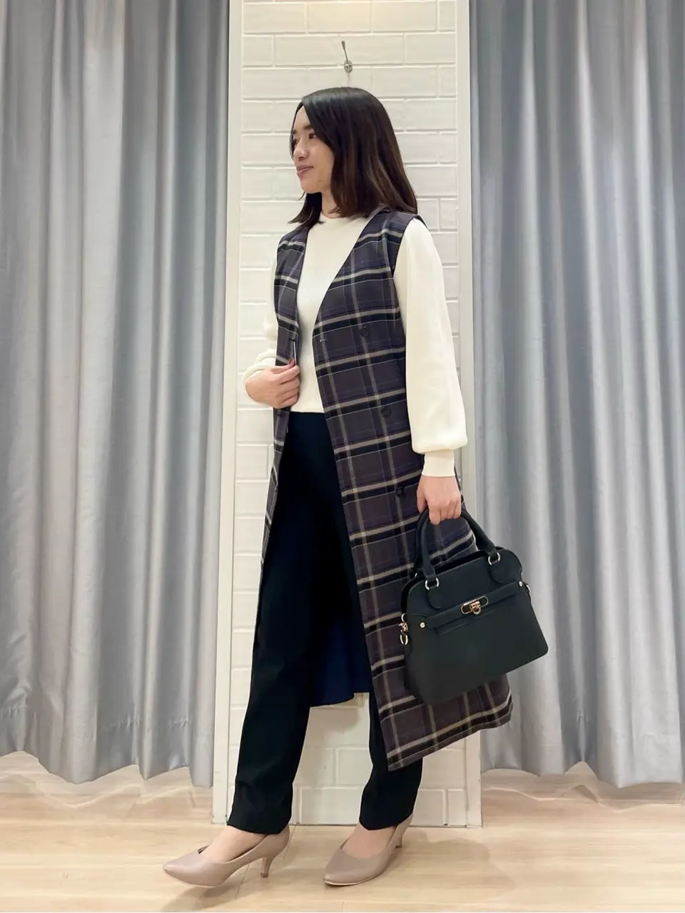 ANY SIS 丸岡 コーディネート画像