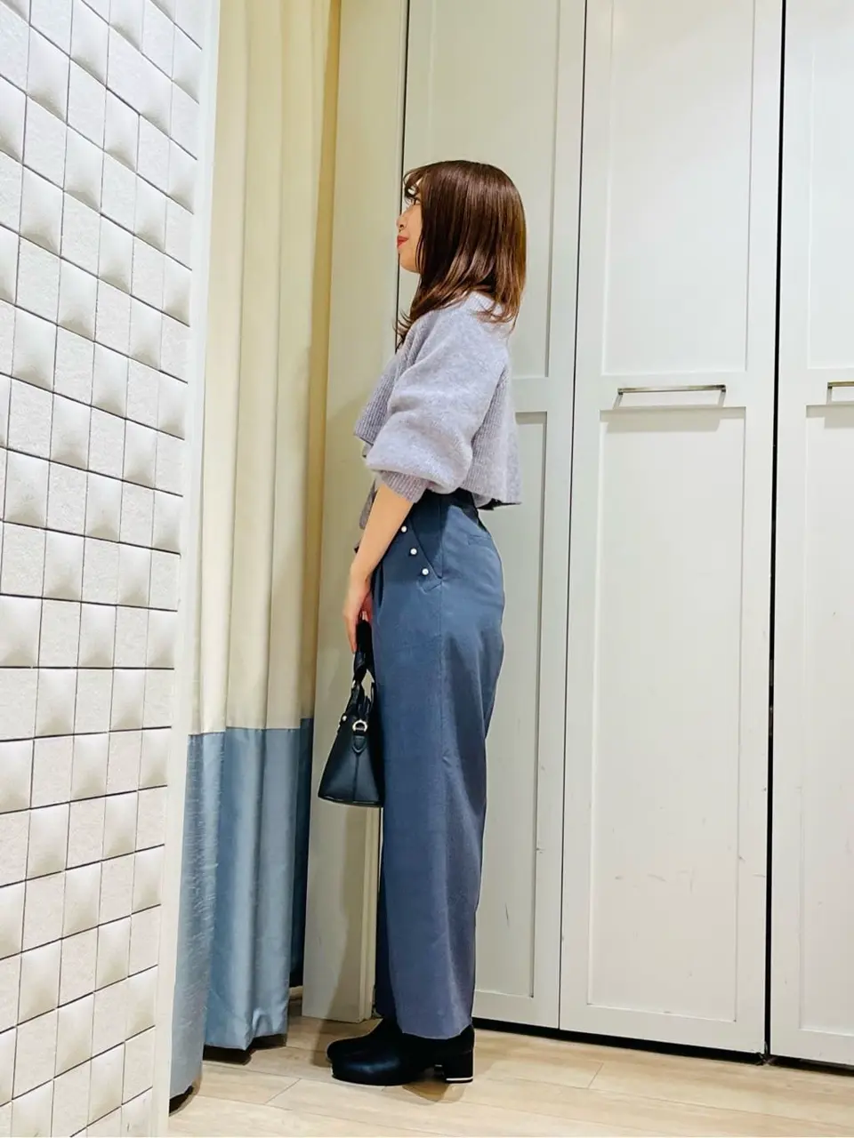 ANY SIS スタッフ コーディネート画像