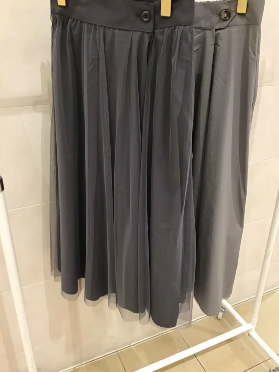 ANY SIS 髙橋 コーディネート画像