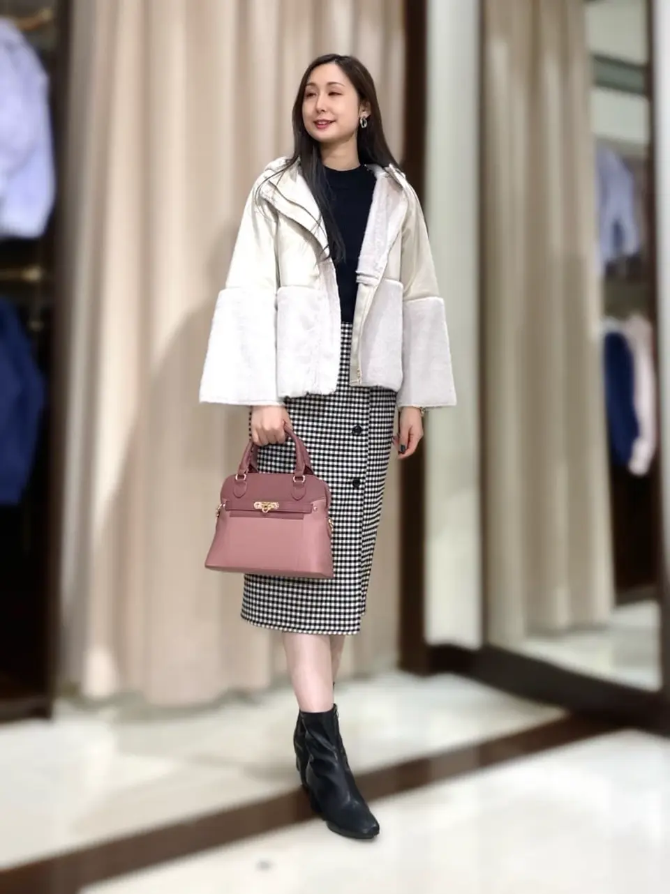 ANY SIS STAFF コーディネート画像