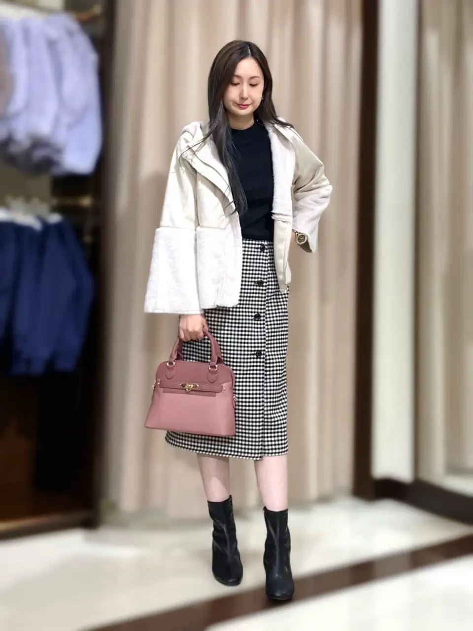 ANY SIS STAFF コーディネート画像