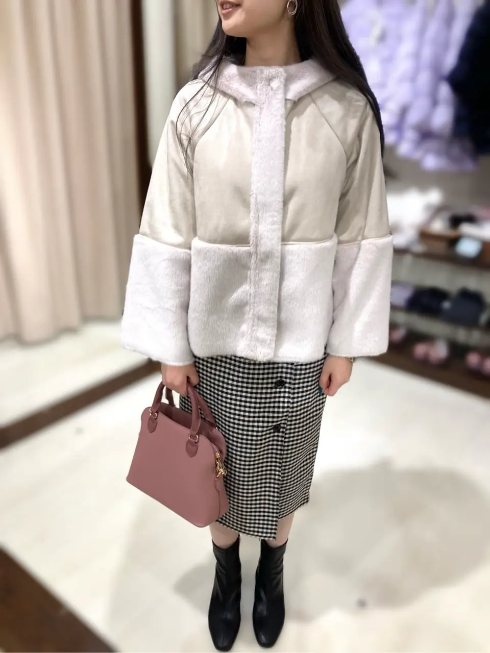 ANY SIS STAFF コーディネート画像