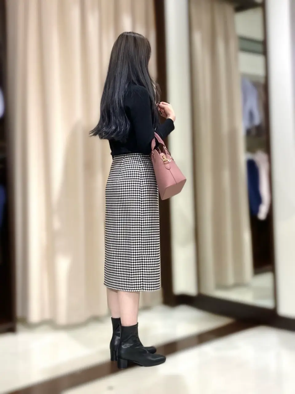 ANY SIS STAFF コーディネート画像