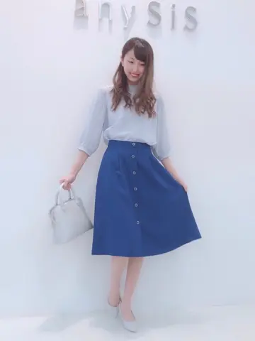 ANY SIS スタッフ コーディネート画像