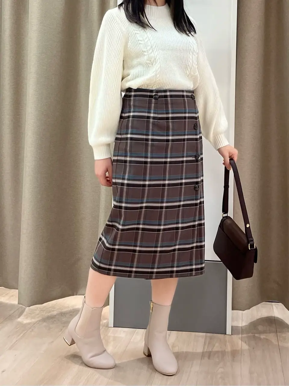 ANY SIS 岩楯 コーディネート画像