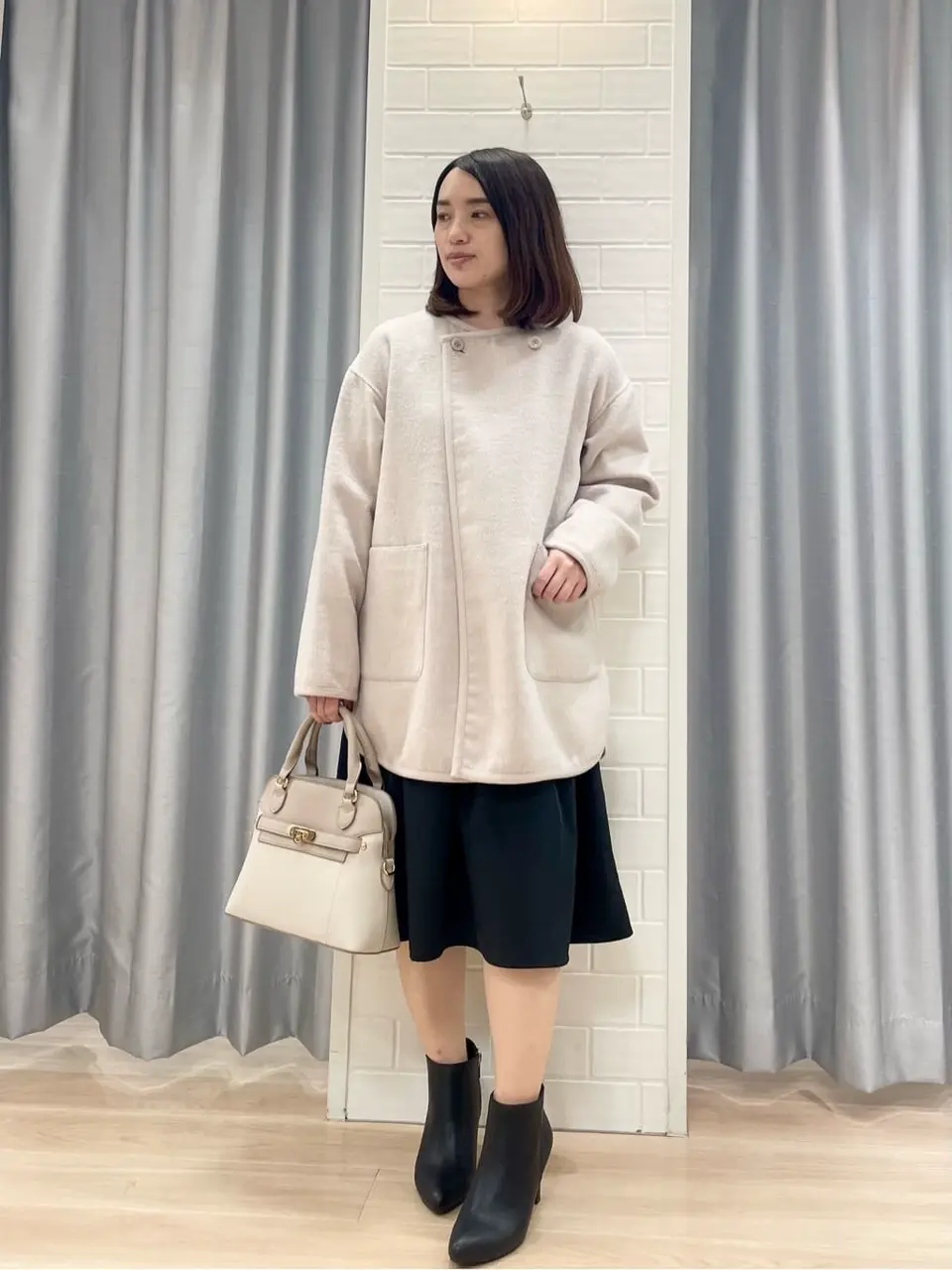 ANY SIS 丸岡 コーディネート画像