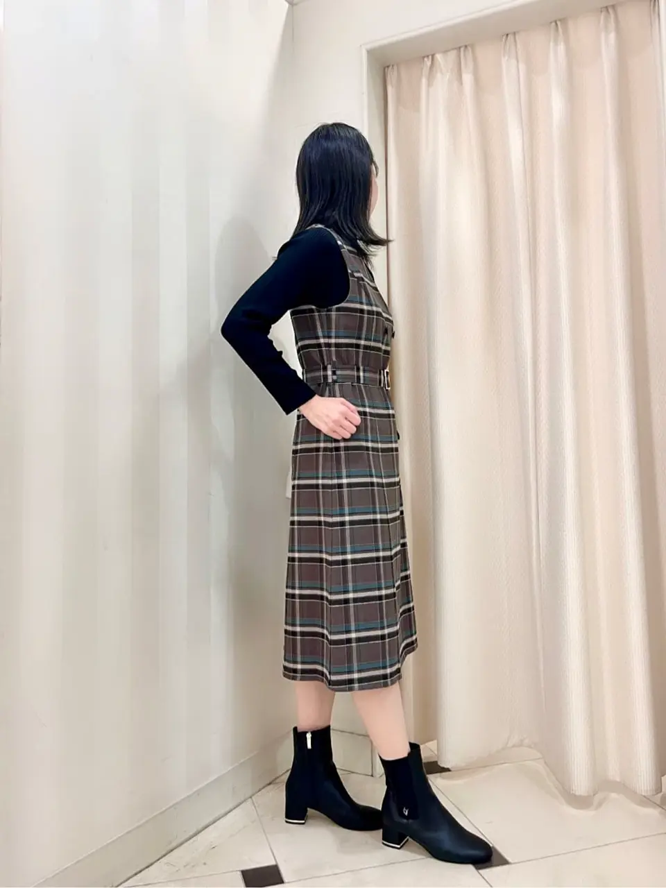 ANY SIS 金井 コーディネート画像