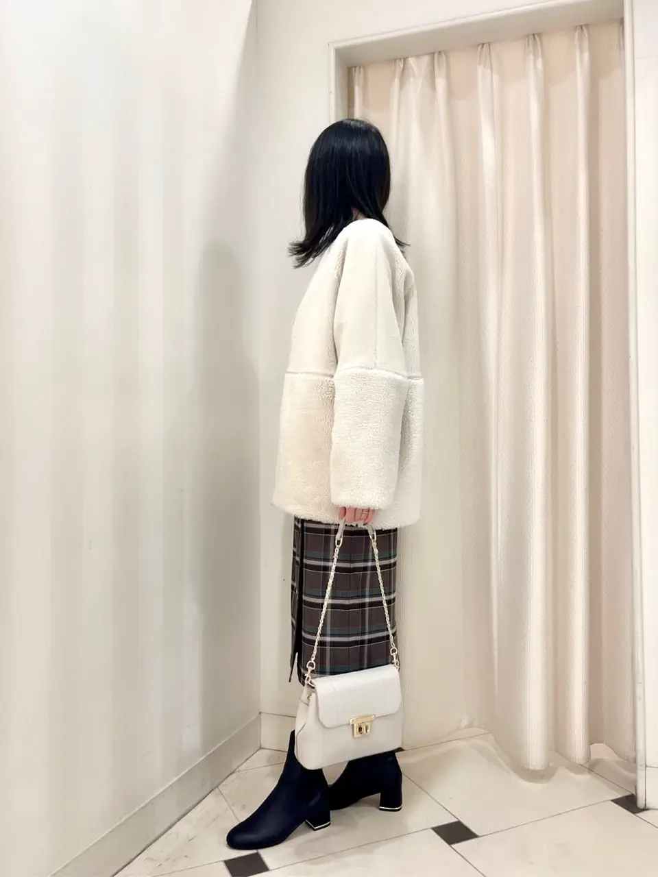 ANY SIS 金井 コーディネート画像