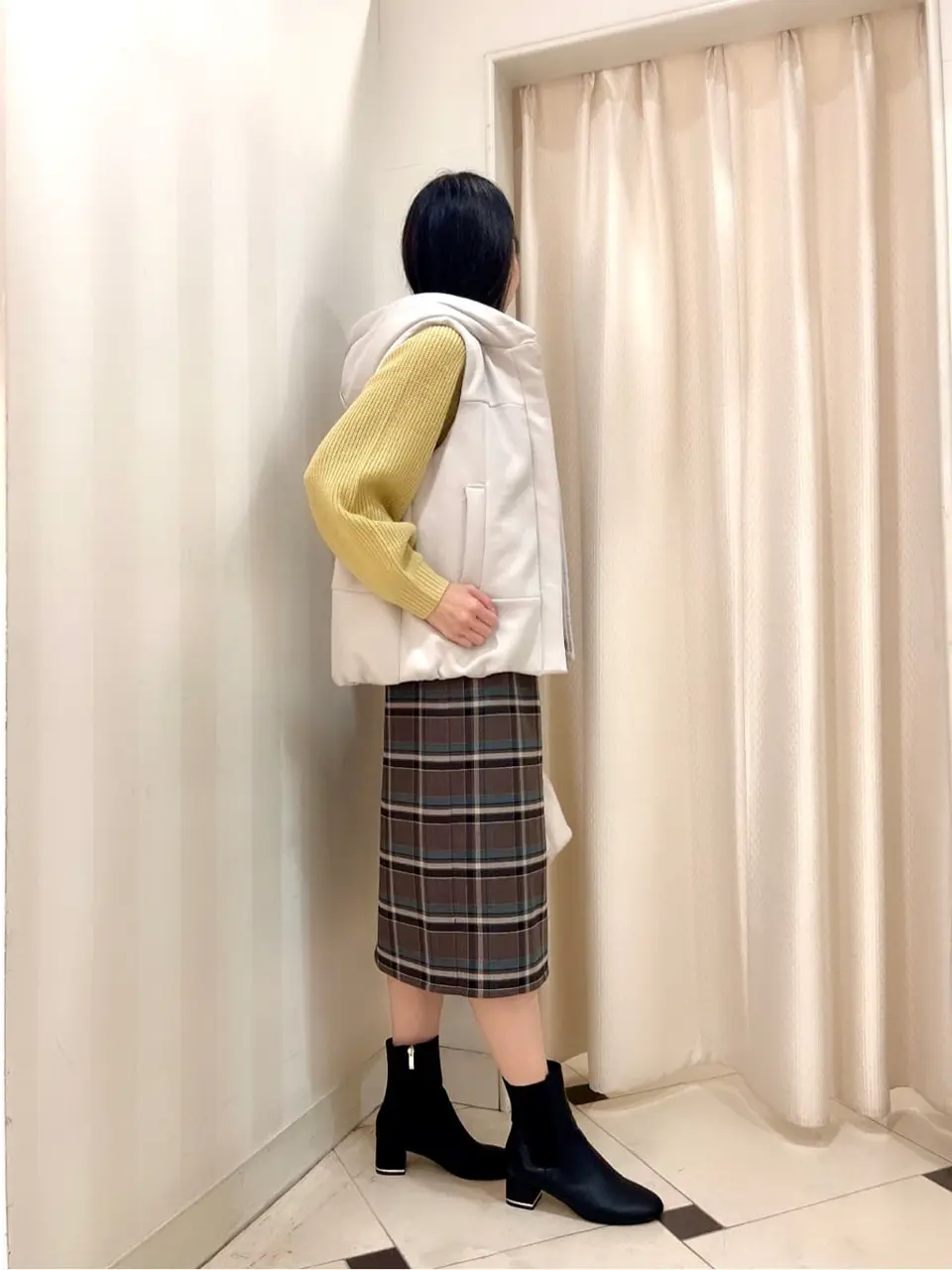 ANY SIS 金井 コーディネート画像