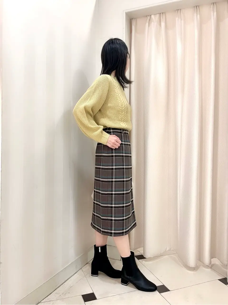 ANY SIS 金井 コーディネート画像