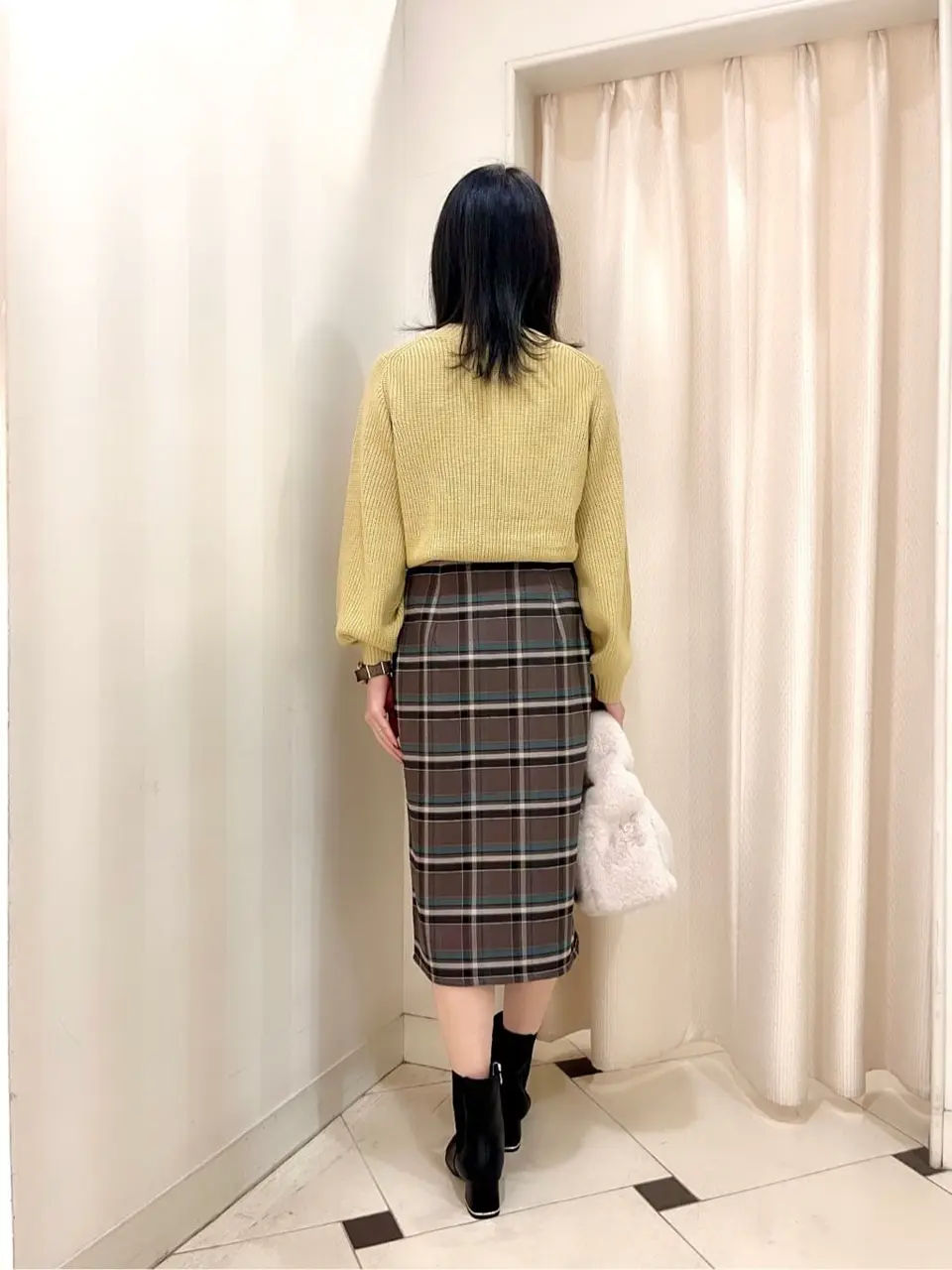 ANY SIS 金井 コーディネート画像