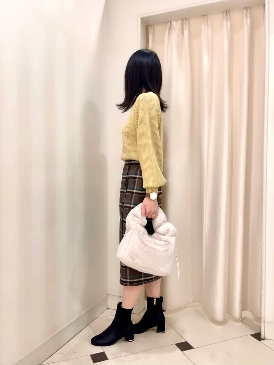 ANY SIS 金井 コーディネート画像