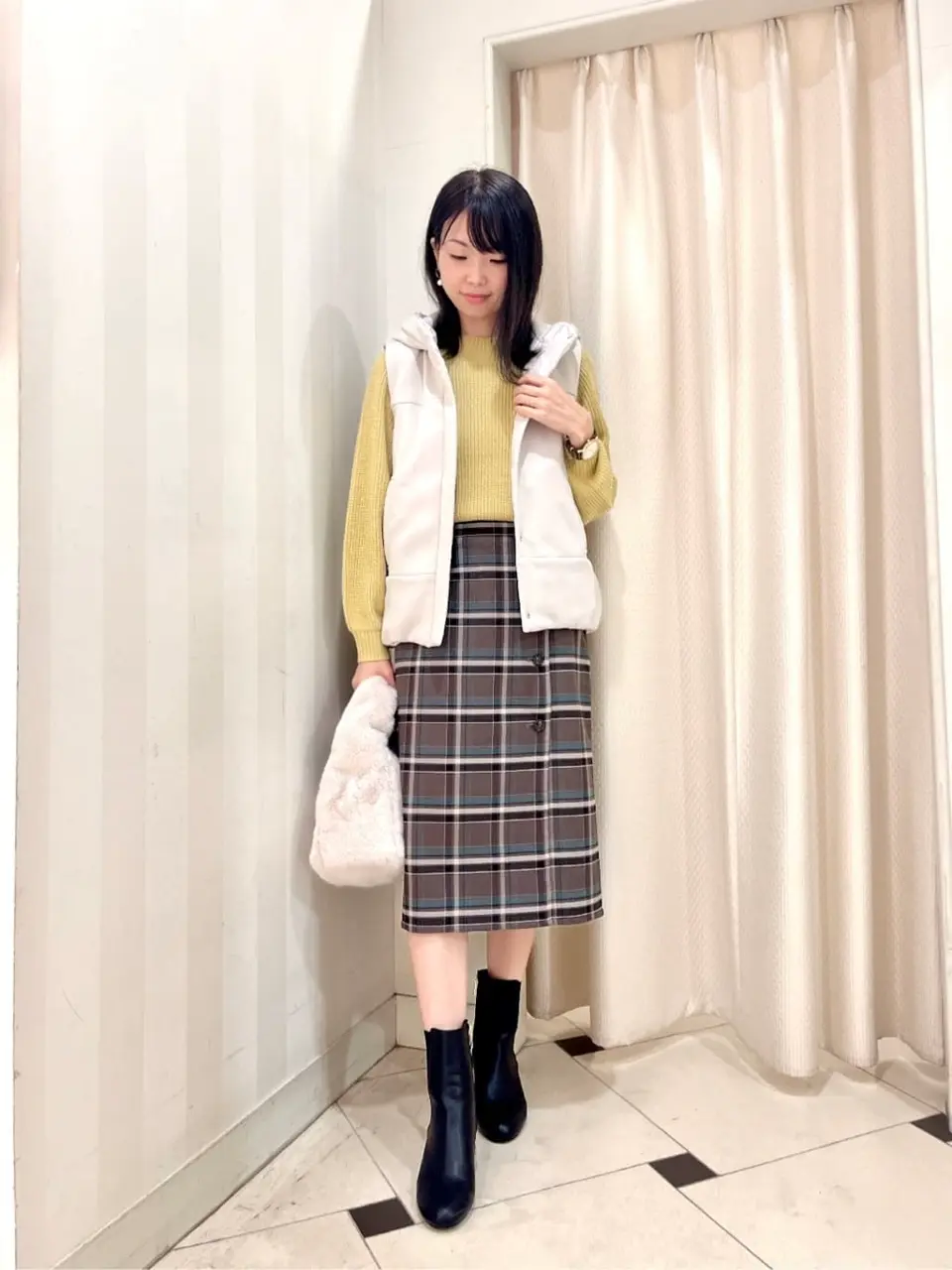 ANY SIS 金井 コーディネート画像