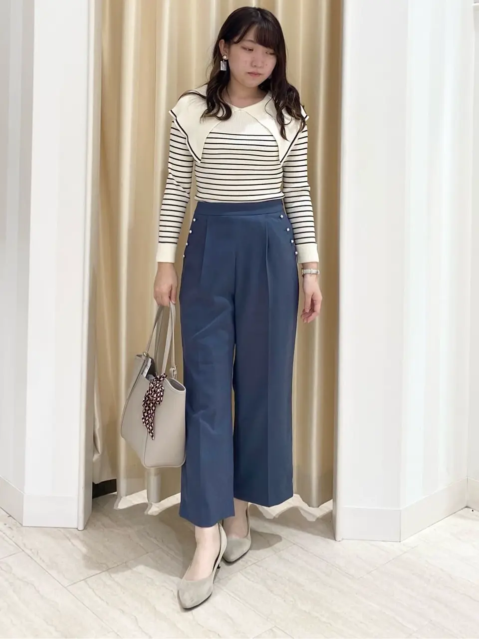 ANY SIS スタッフ コーディネート画像