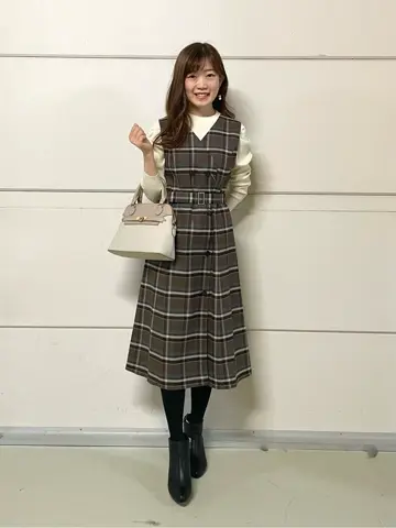 ANY SIS みぃ コーディネート画像