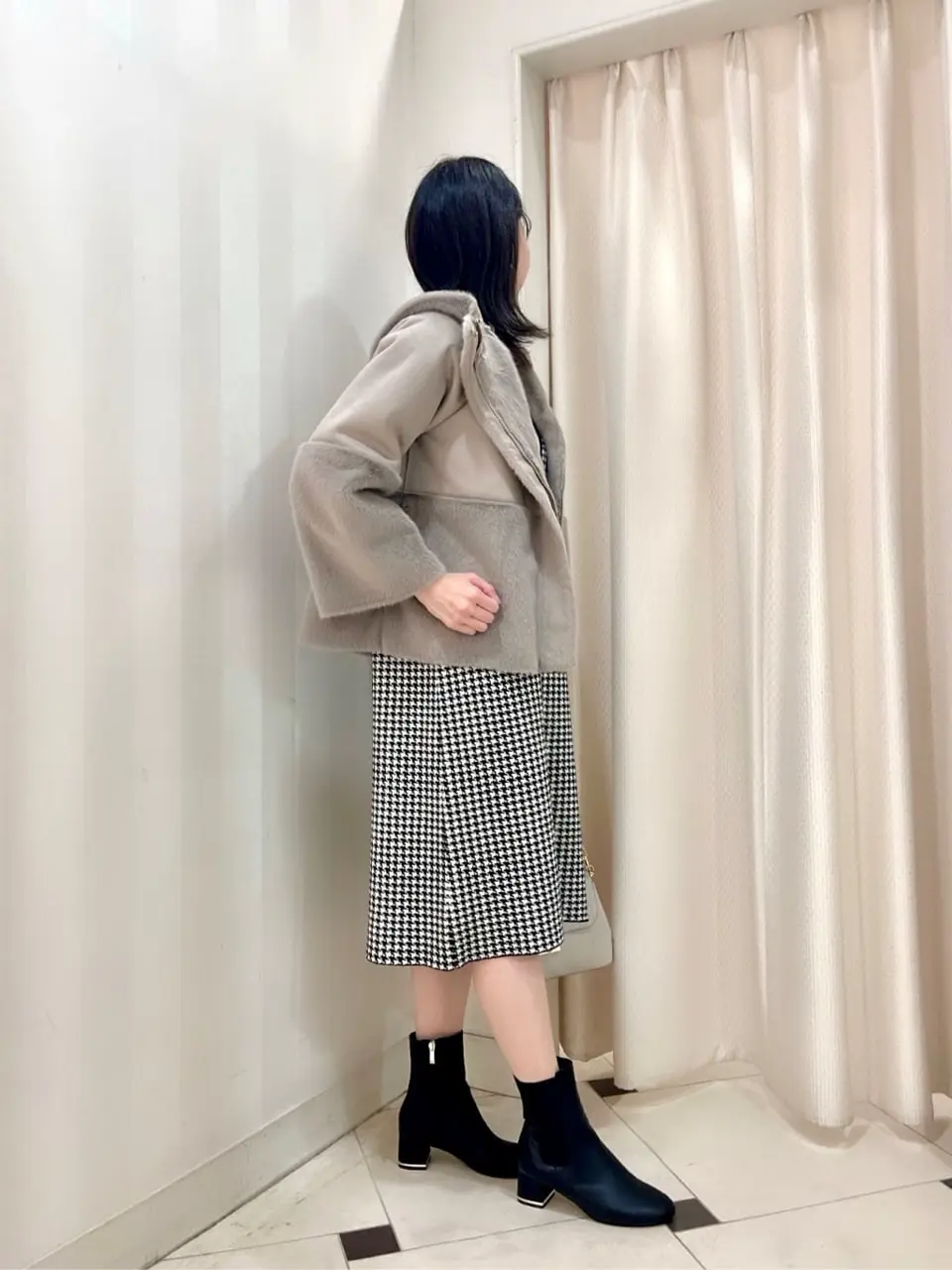 ANY SIS 金井 コーディネート画像