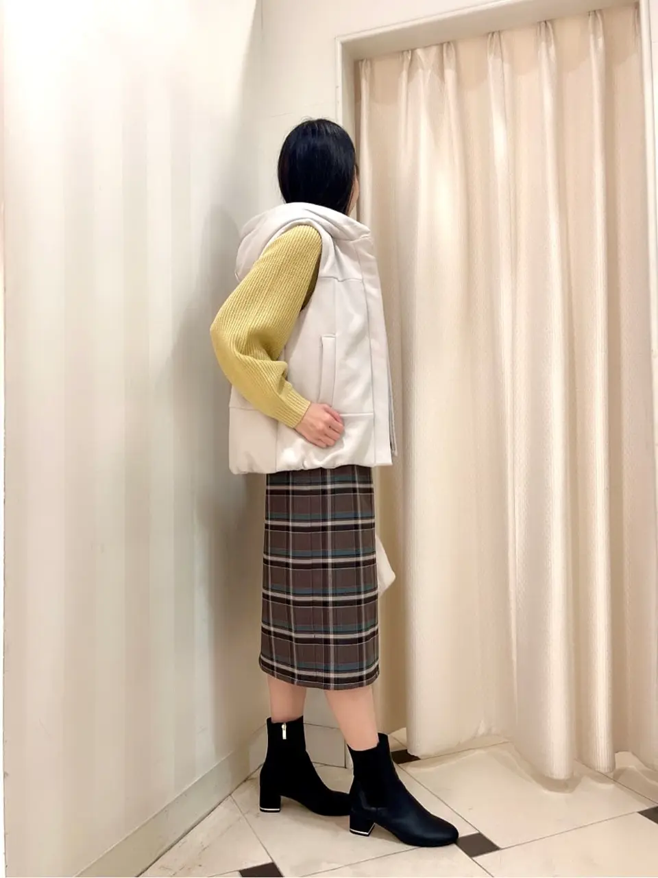 ANY SIS 金井 コーディネート画像