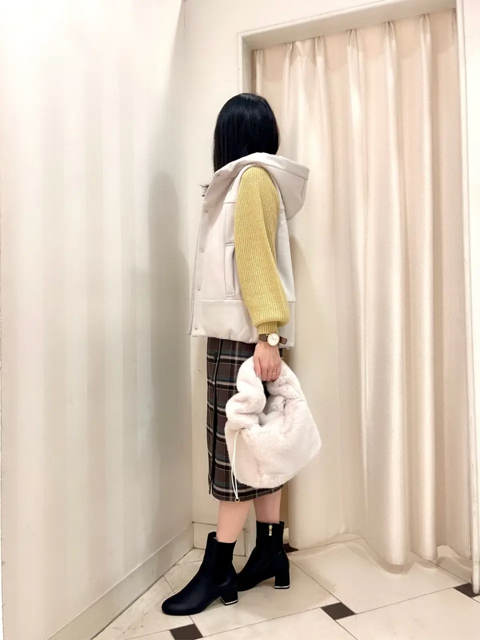 ANY SIS 金井 コーディネート画像