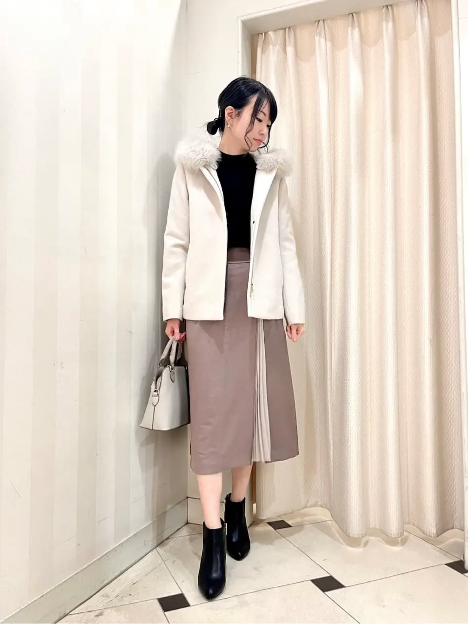 ANY SIS 金井 コーディネート画像