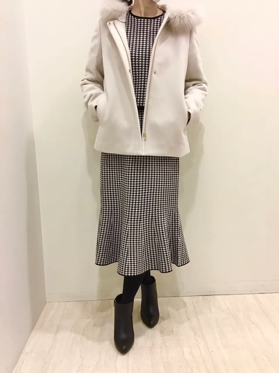 ANY SIS スタッフ コーディネート画像